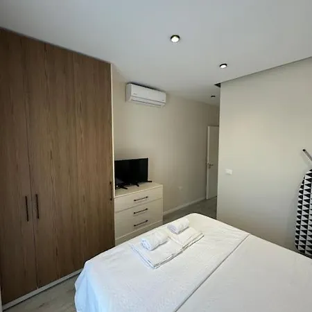 Amara Apartment *